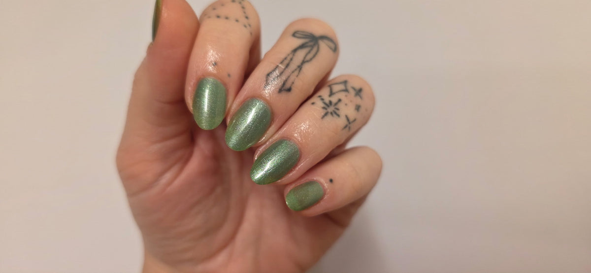 Seaweed Nail Polish